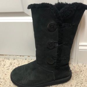 button up uggs
